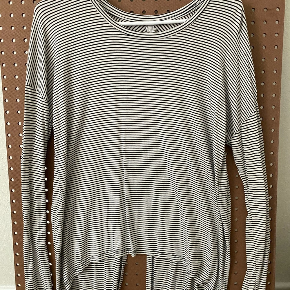 Jo and co top